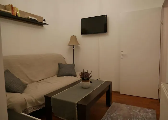 Jolie Place Old Town *